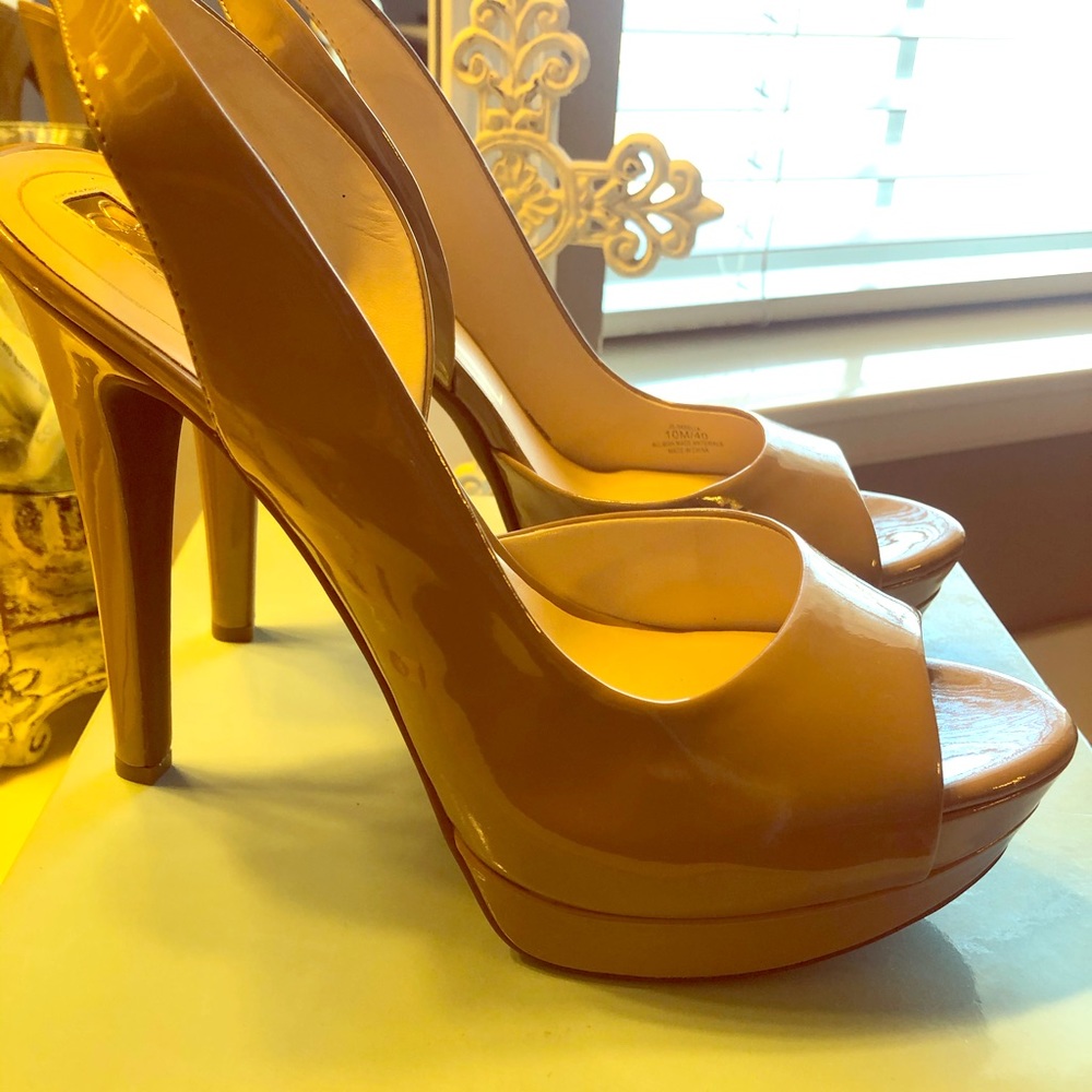 Brand new Jessica Simpson nude platform heels